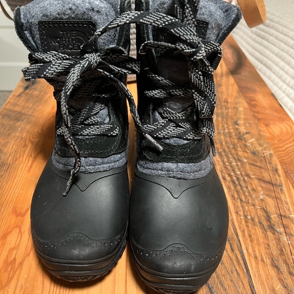 THE NORTH FACE SHELLISTA III SHORTY WINTER BOOTS WOMEN'S, 6.5 - Picture 6 of 6